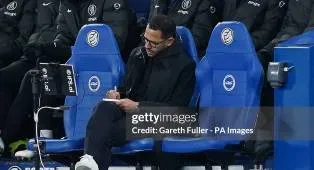 Liam Rosenior Kritik Keras Pemain Chelsea Usai Dihajar Brighton