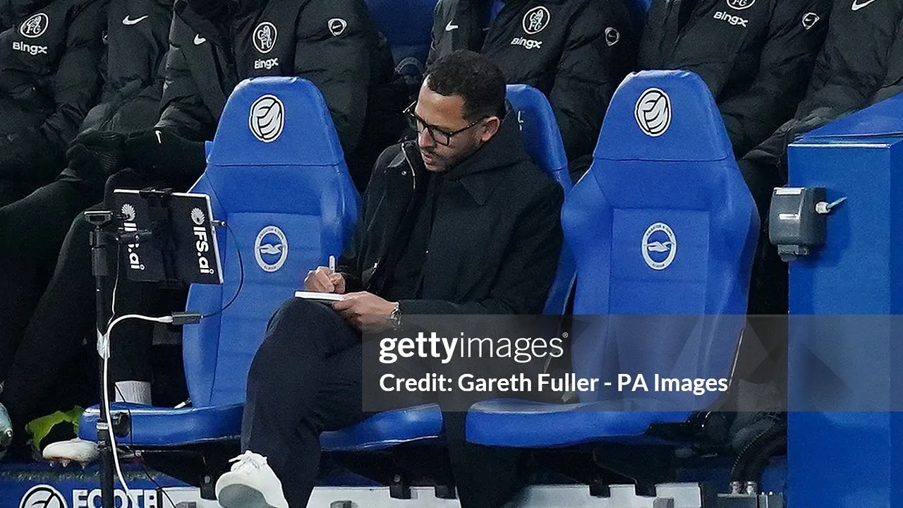 Liam Rosenior Kritik Keras Pemain Chelsea Usai Dihajar Brighton