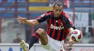 Marcos Cafu: Idenya Sudah Jelas, Musim Depan AC Milan Akan Tampil Solid