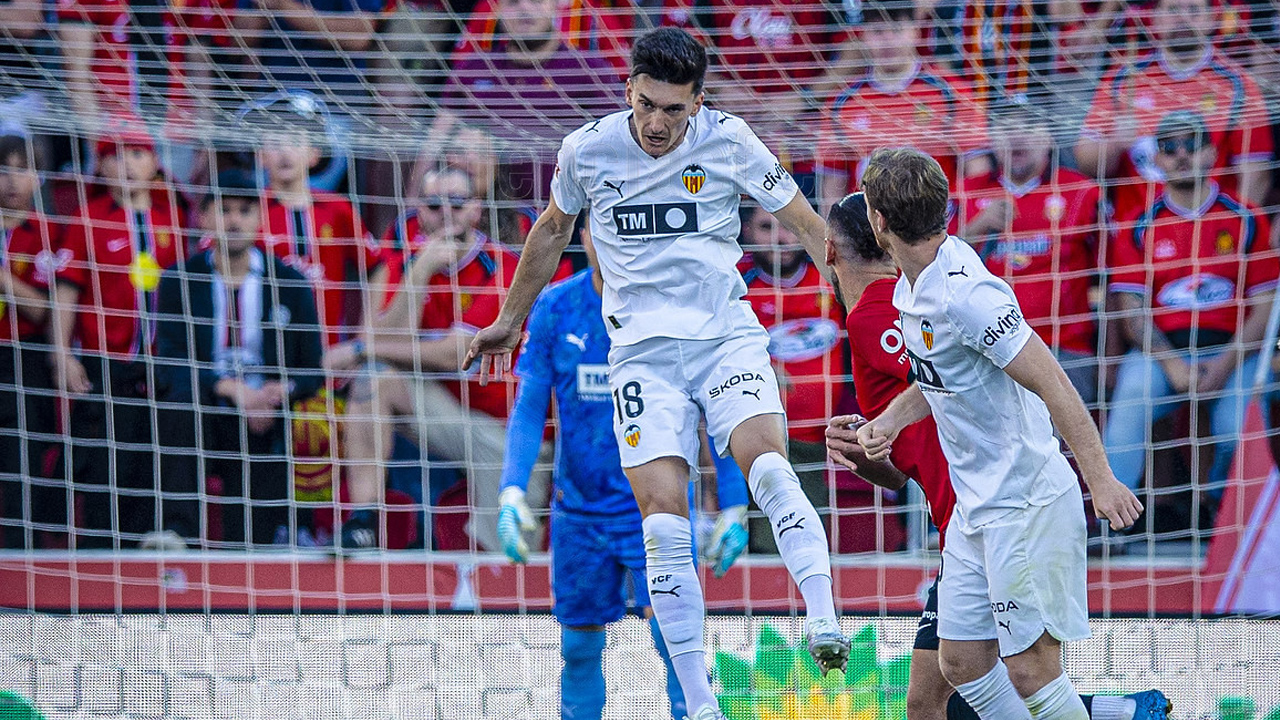 Pepelu Tanggapi Peran sebagai Bek Tengah Dadakan di Valencia