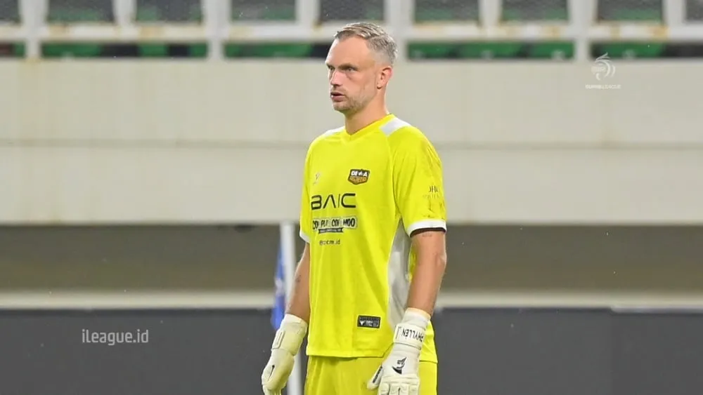 Sonny Stevens Pecahkan Rekor 100 Penampilan Bersama Dewa United - sumber: (ileagueid)