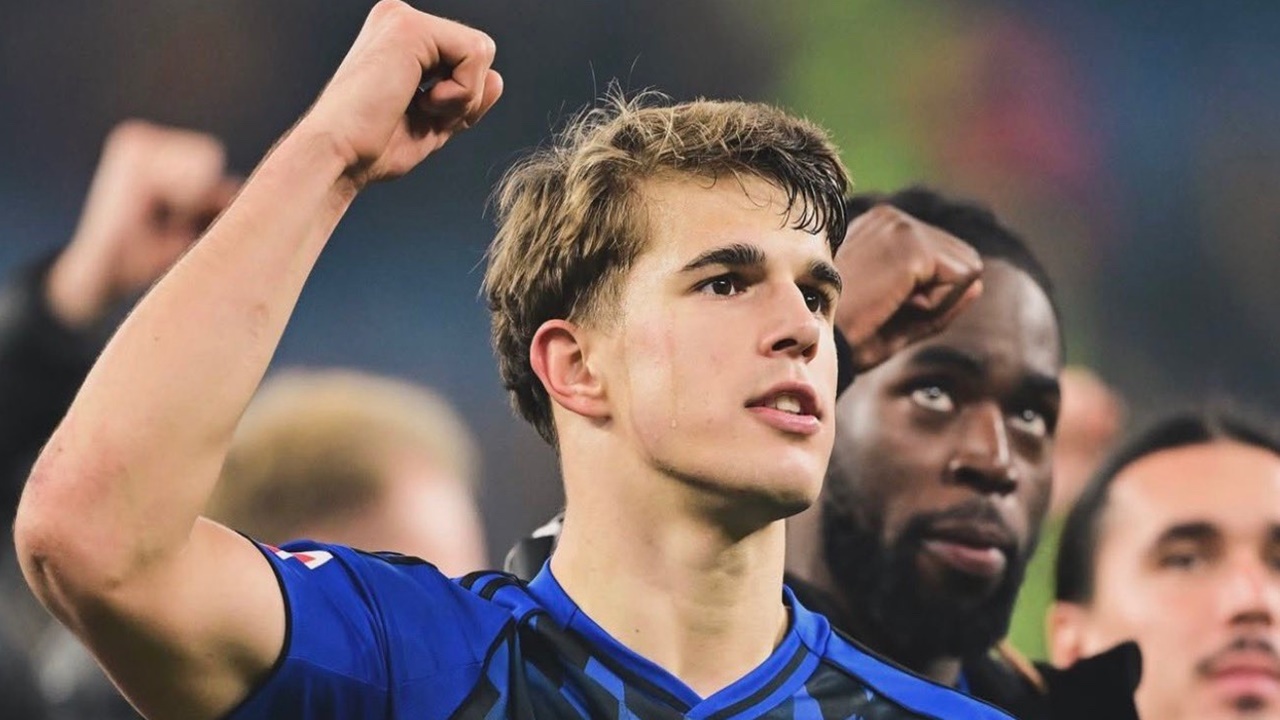 Vuskovic Cedera, Tottenham Aktifikan Klausa Dalam Kontrak Sang Defender