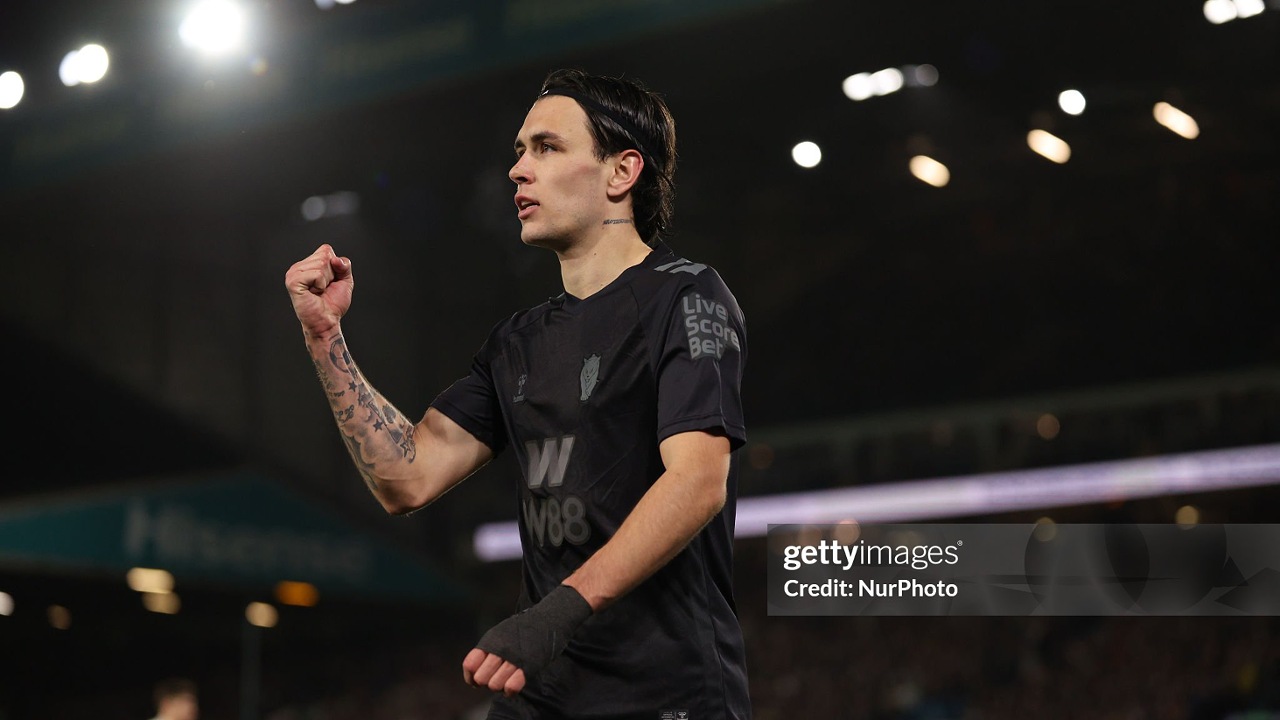 Liverpool dan Aston Villa Berebut Tanda Tangan Enzo Le Fee