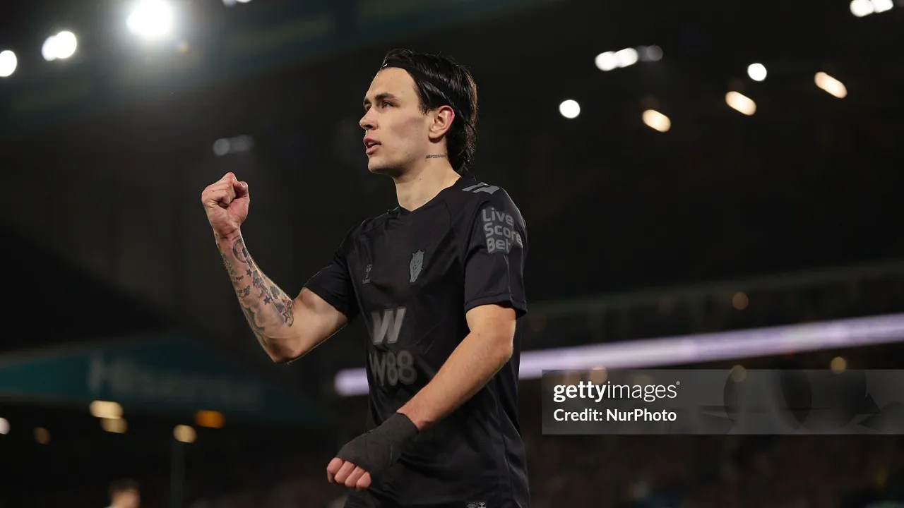 Enzo Le Fee diburu Liverpool dan Aston Villa