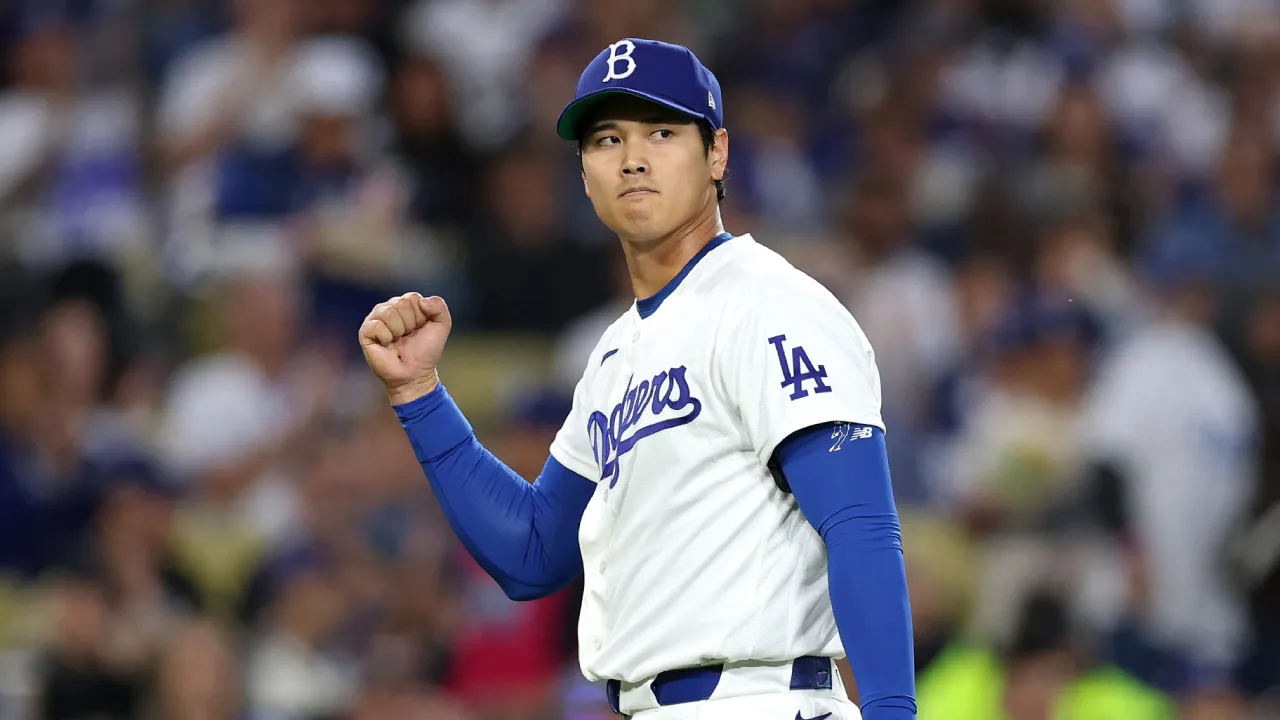 Menurut Craig Counsell, situasi tersebut terasa tidak biasa karena berkaitan dengan status dua arah yang dimiliki Shohei Ohtani. (Foto: AP)