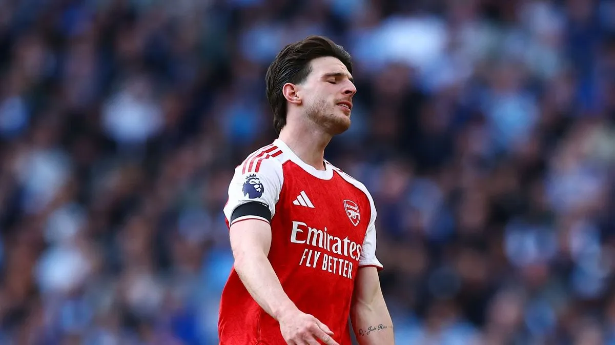 Pesan Tajam Neville dan Keane untuk Declan Rice