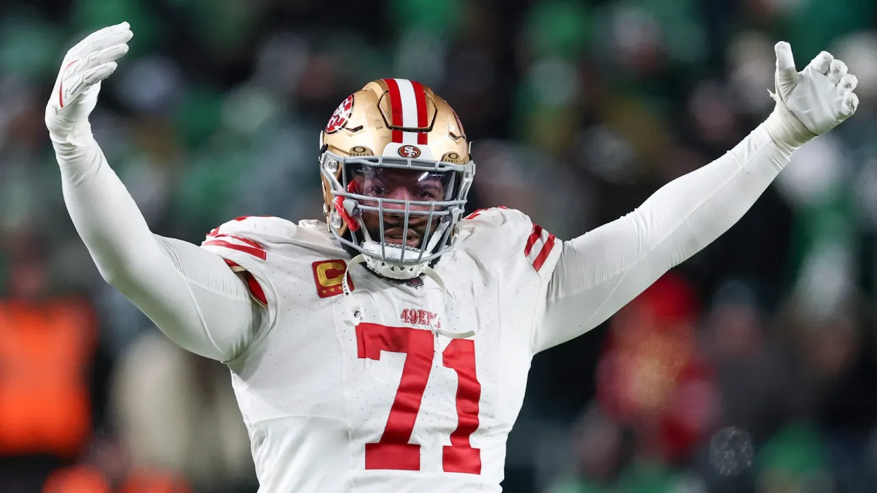 Dalam kontrak baru ini, Trent Williams akan menerima jaminan penuh sebesar 37 juta dolar AS, termasuk bonus tanda tangan senilai 22 juta dolar AS. (Foto: AP)