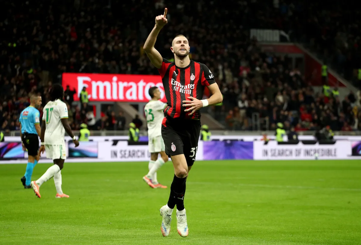 Vlahovic Dukung Milan di Tengah Ketidakpastian Juventus - sumber: (footballitalia)