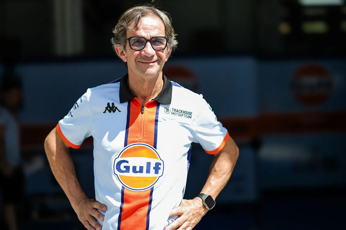 Brivio: Saatnya Trackhouse Rekrut Pembalap MotoGP Berpengalaman - sumber: (motorsport)