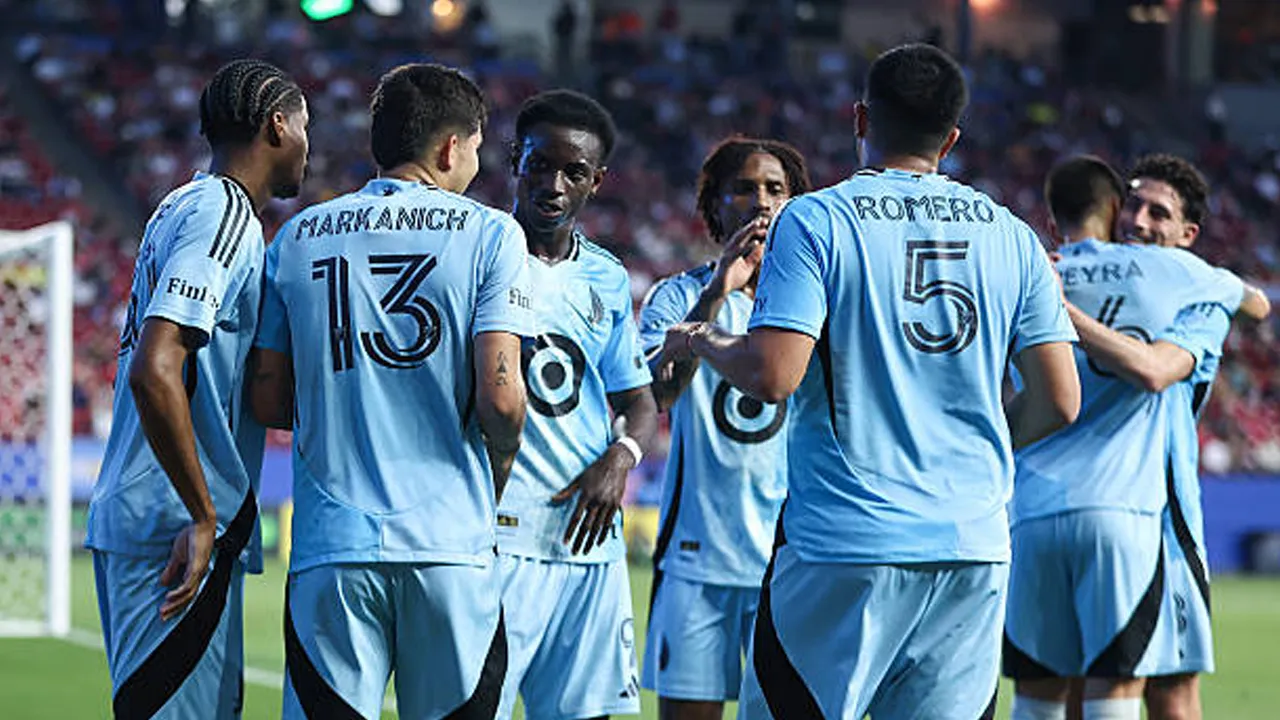 Cameron Knowles Sebut Rotasi Los Angeles FC Bisa Jadi Keuntungan Minnesota United