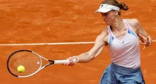 Liudmila Samsonova Hentikan Langkah Janice Tjen Di Madrid