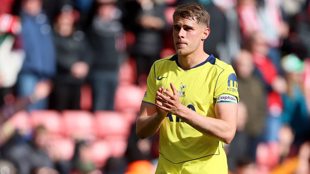 Micky van de Ven Condong ke Liverpool di Tengah Ketertarikan MU