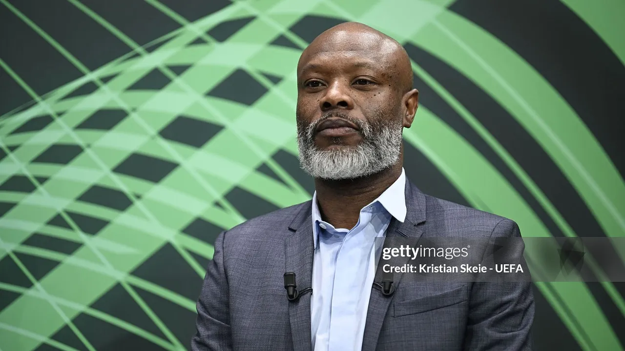 William Gallas Tak Mau Chelsea Dilatih Iraola atau Fabregas