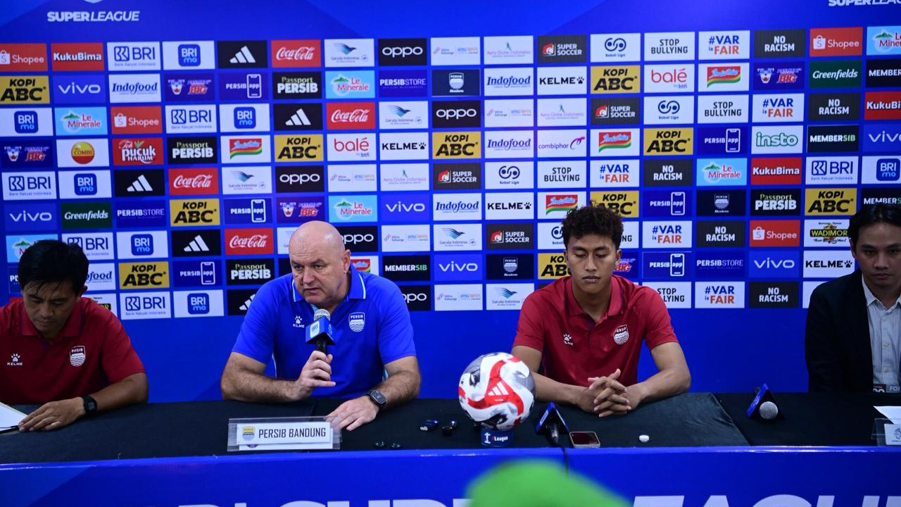 Begini Alasan Persib Gagal Atasi Arema Menurut Bojan Hodak