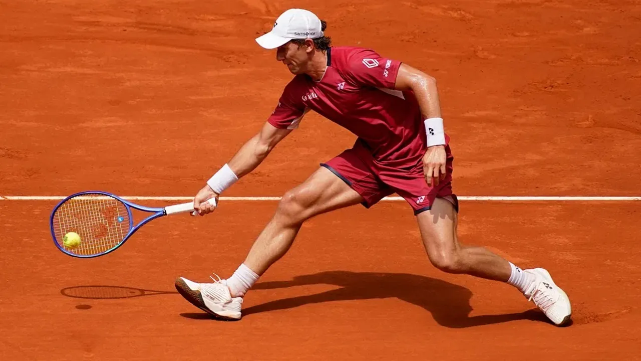 Casper Ruud Awali Usaha Pertahankan Gelar Madrid Open Dengan Kemenangan Telak