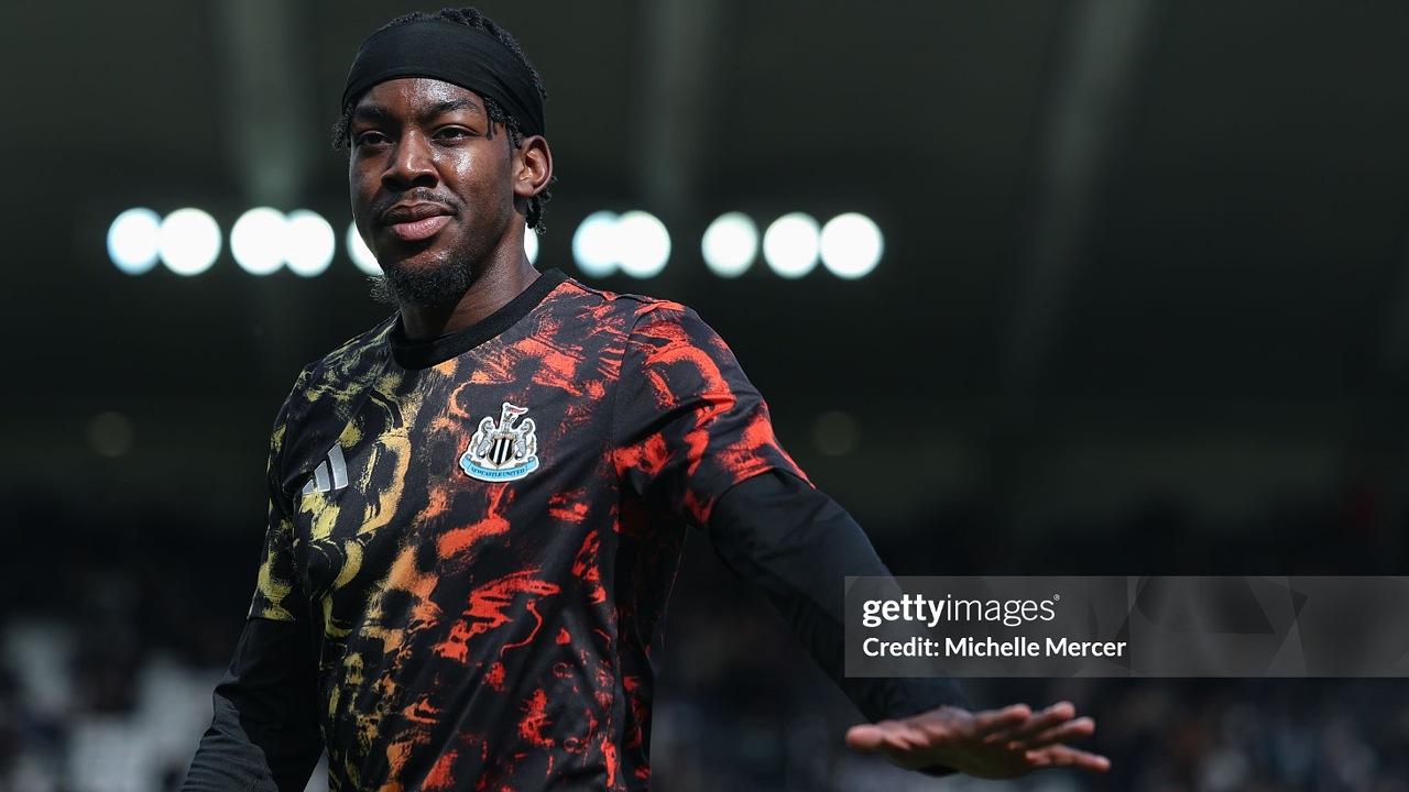 Eddie Howe Bela Anthony Elanga di Tengah Kritik Tajam