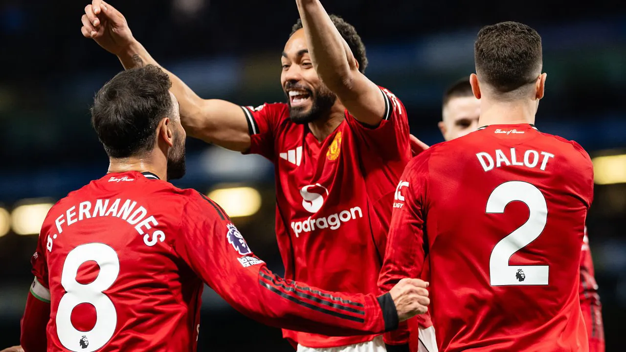 Jersey Baru Manchester United 2026/27 Bocor, Tanggapan Fans Terbelah