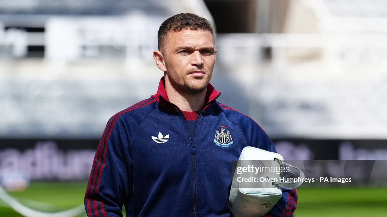 Kieran Trippier Tegaskan Fokus Newcastle dan Bela Eddie Howe