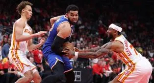 Mike Brown Yakin Knicks Masih Berpeluang di Playoff NBA