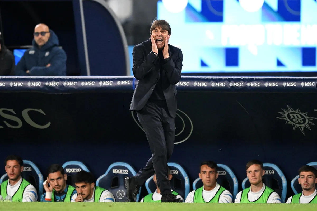 Napoli Gilas Cremonese 4-0, Conte Soroti Peran Krusial McTominay & Alisson - sumber: (footballitalia)