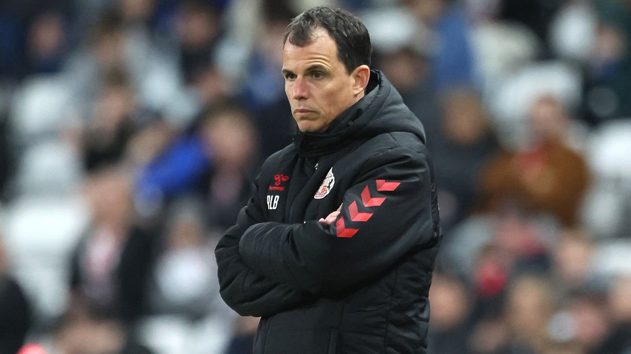 Sunderland Dihajar Forest 5-0, Regis Le Bris: Menyakitkan!