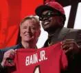 Tampa Bay Buccaneers Pilih Rueben Bain Jr untuk Perkuat Lini Pass Rush