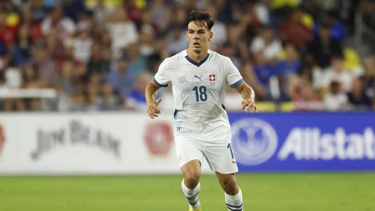 Transfer Ardon Jashari Jadi Pemanis Laga Panas AC Milan vs Juventus