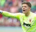 Augsburg Bertahan di Bubdesliga, Finn Dahmen Bahagia Meski Gagal Menang