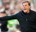 Clean Sheet Tak Cukup, Dieter Hecking Ingin Wolfsburg Menang
