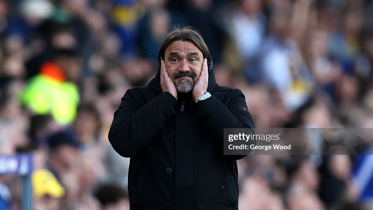 Daniel Farke Kenang Duel Brutal Leeds United vs Chelsea