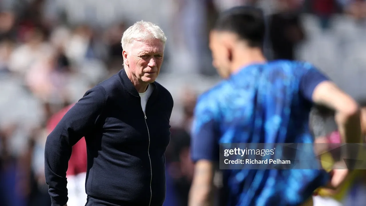 David Moyes akui khawatir dengan lini belakang Everton