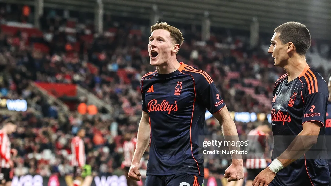 Elliot Anderson beri penghormatan emosional untuk ibunya