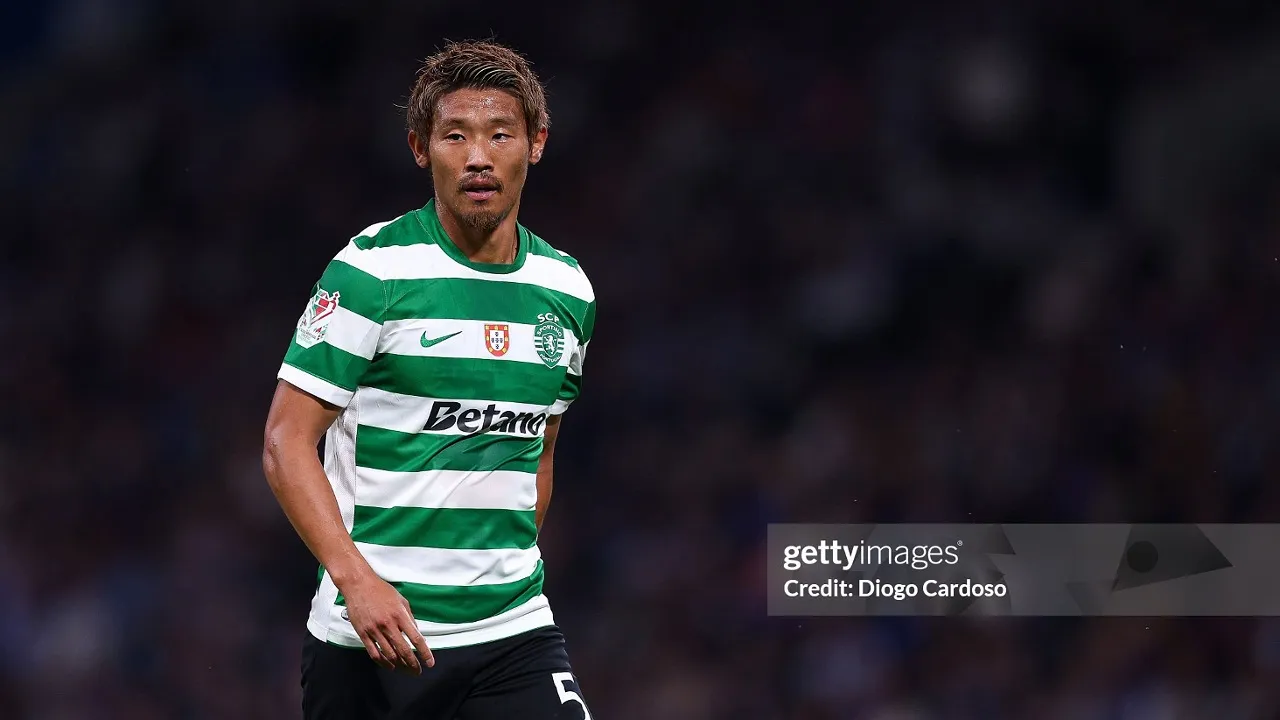 Hidemasa Morita Dilirik Leeds United, Fans Sporting Desak Bertahan