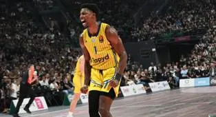 Jaylen Hoard Gembira Bertahan Bersama Maccabi Tel Aviv