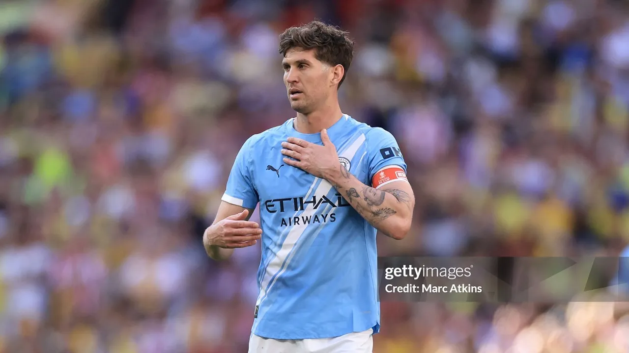 John Stones pertimbangkan tinggalkan Manchester City