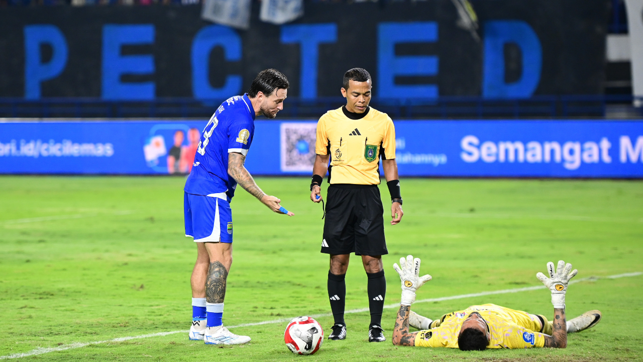 Lepaskan 28 Percobaan Tanpa Gol, Marc Klok Merasa Frustasi