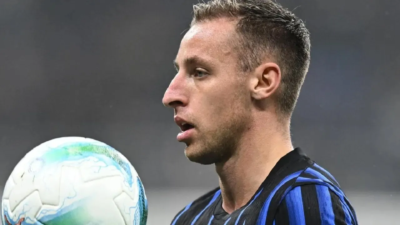 Media Italia: Kepergian Davide Frattesi di Musim Panas Jadi Hal yang Mutlak