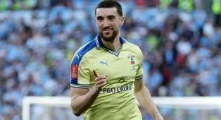 Meski Tersingkir dari Piala FA, Finn Azaz Tetap Puji Performa Southampton