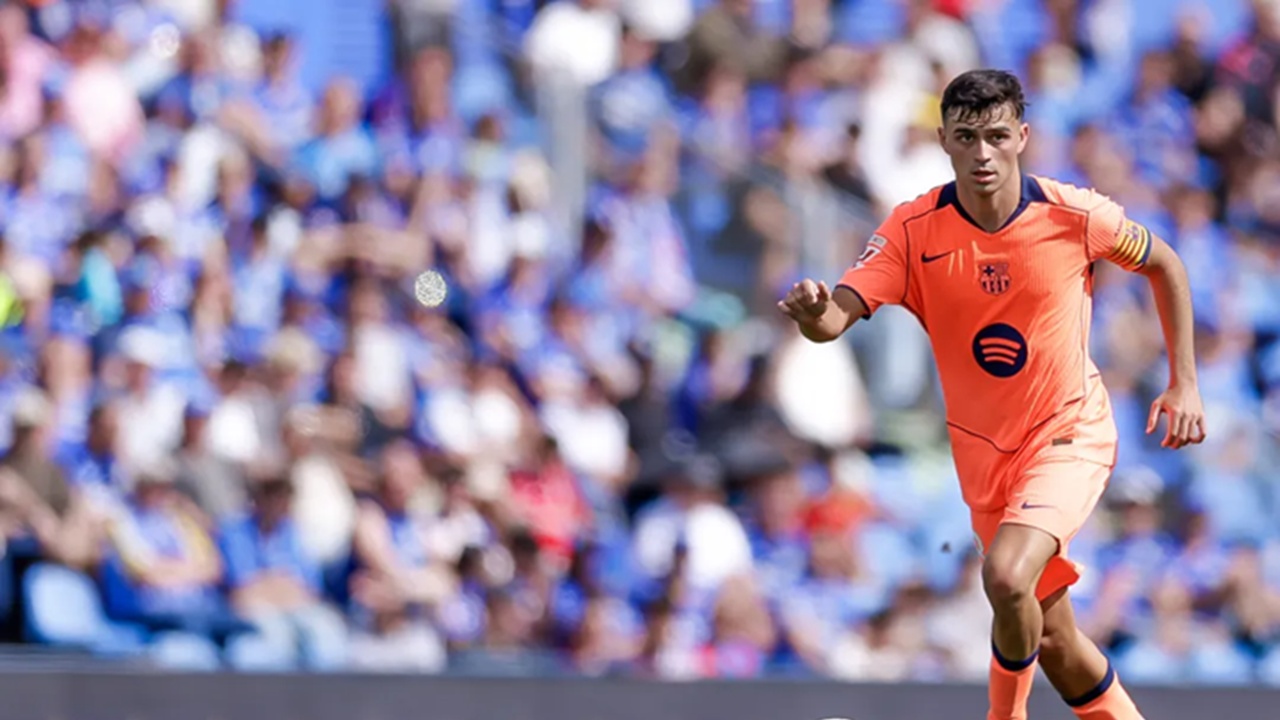 Pedri Dapat Teputk Tangan Fans Getafe, Flick: Ini Menunjukkan Sportivitas