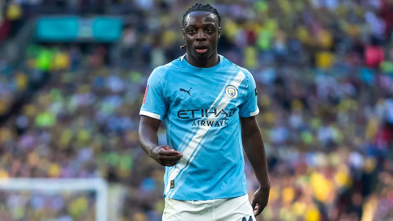 Usai Man City ke Final Piala FA, Jeremy Doku Langsung Bidik Trofi Juara