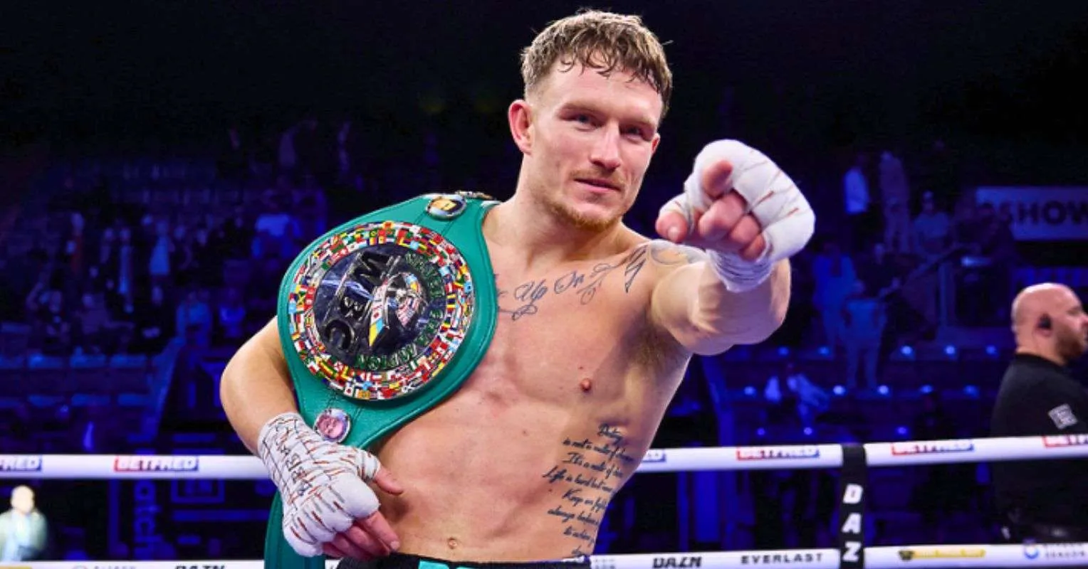 Dalton Smith Bidik Juara Dunia Tak Terkalahkan, Laga Impian - sumber: (secondsout)