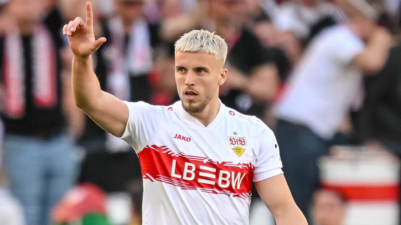 Ermedin Demirovic: Satu Poin Penting, Tapi Kami Ingin Menang