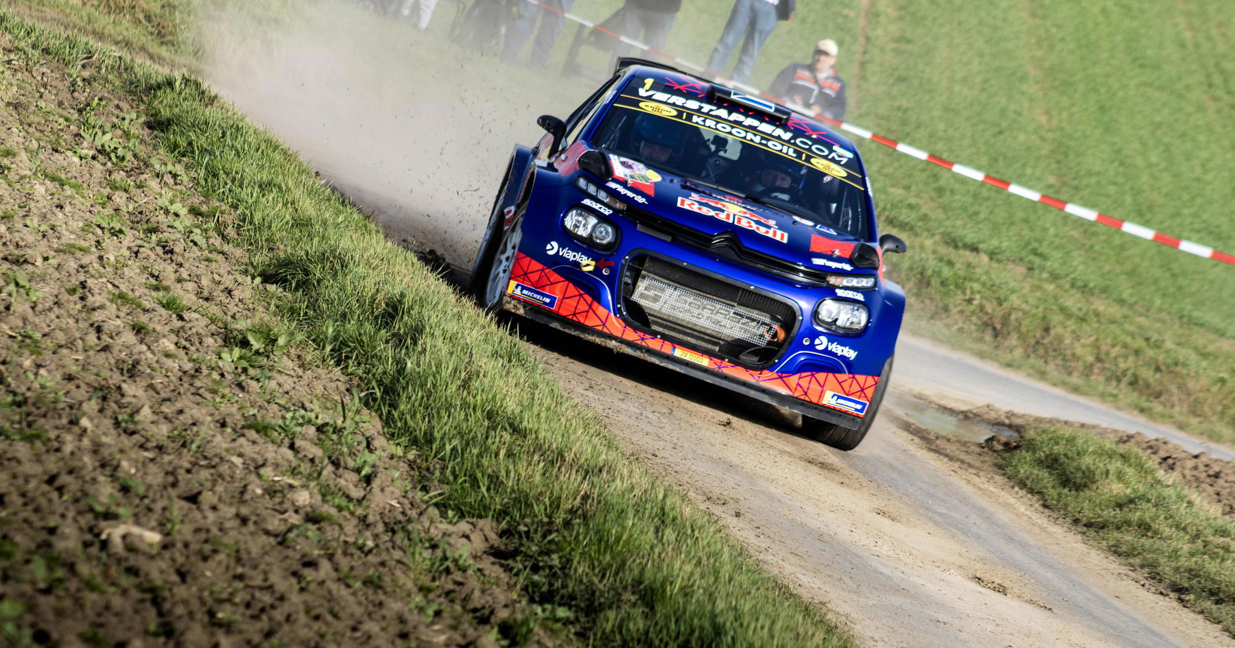 Jos Verstappen Selamat dari Kecelakaan Rally Besar