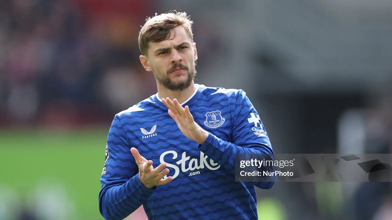 Kiernan Dewsbury-Hall Kritik Mental Everton Usai Kalah dari West Ham