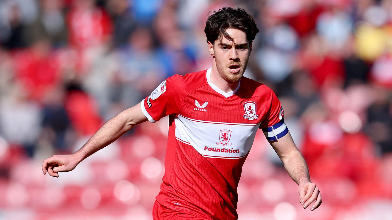 Michael Carrick Punya Alasan Kuat Bawa Hayden Hackney ke MU