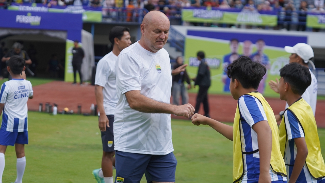Posisi Kini Tertekan, Bojan Sebut Mental Pemain Persib Aman