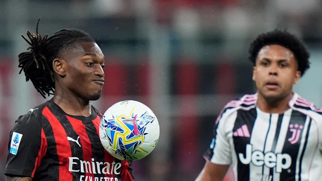 San Siro Sempat Memanas, Rafael Leao Kembali Dapat Sorakan Milanisti