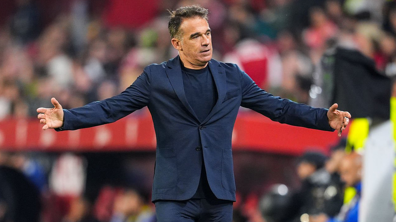 Sevilla Makin Terpuruk, Luis Garcia Plaza di Ambang Pemecatan