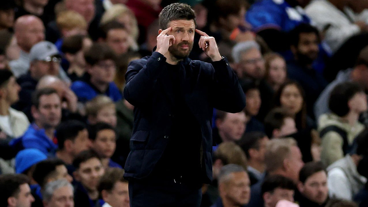 Teddy Sheringham Dukung Michael Carrick Jadi Manajer Permanen MU