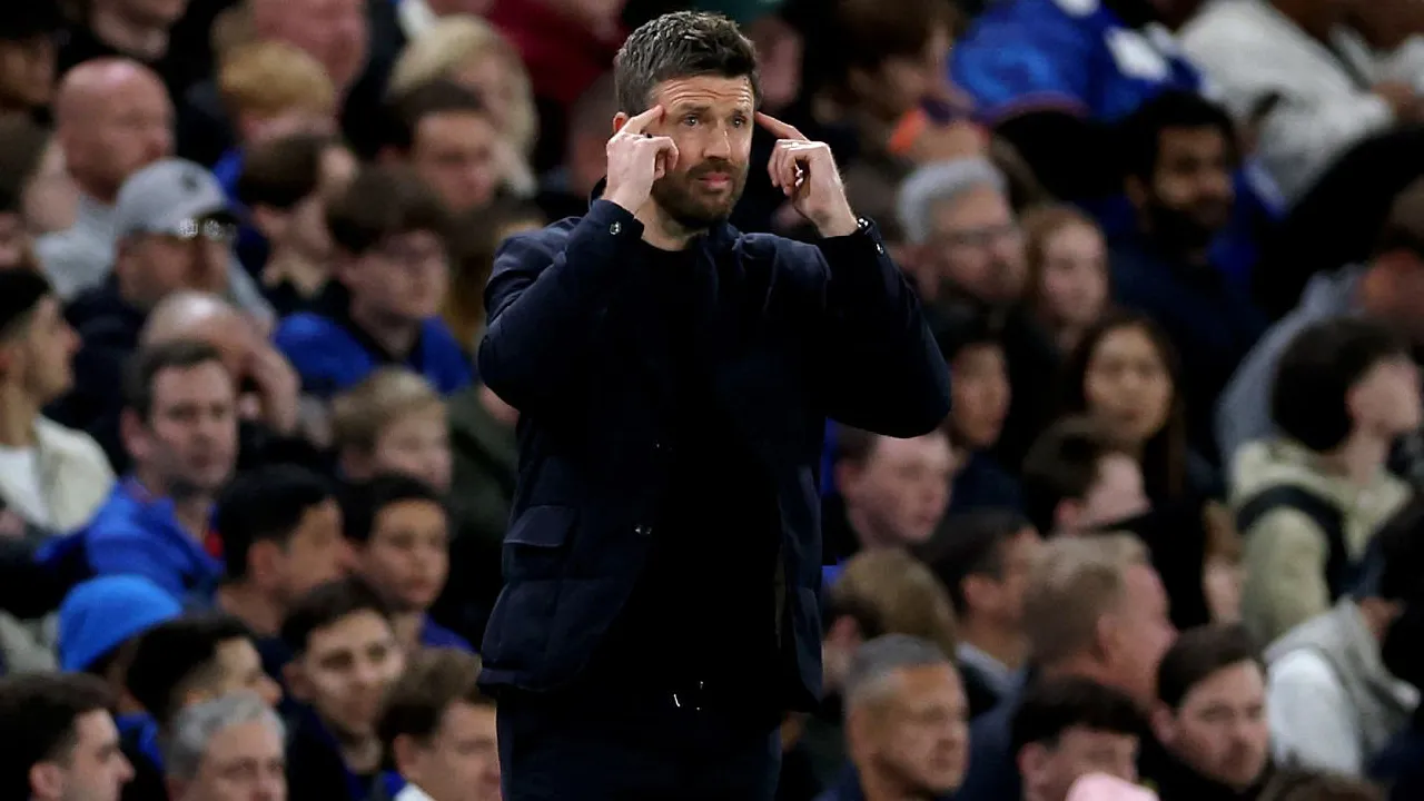 Teddy Sheringham Dukung Michael Carrick Jadi Manajer Permanen MU